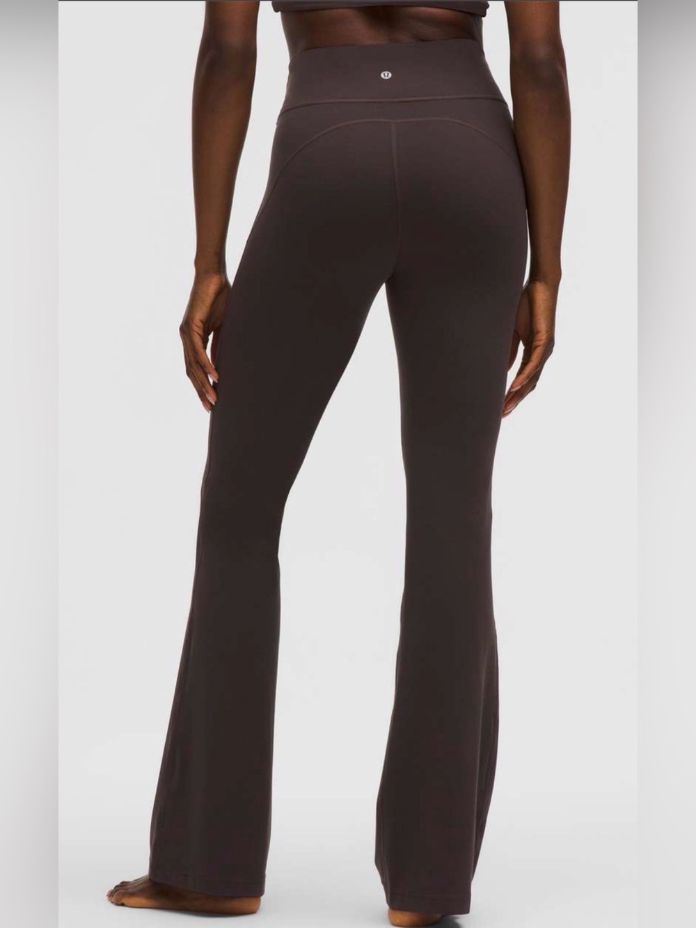 Lululemon Groove Nulu High-Rise Flared Pant *Short, Size 8
Sequoia